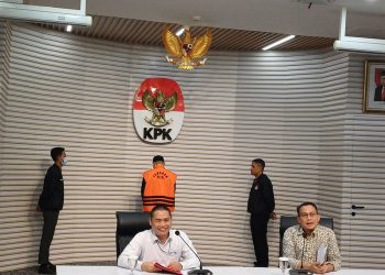 Mantan Pejabat Pemerintah Didakwa dalam Kasus Korupsi Dana Pembangunan Infrastruktur