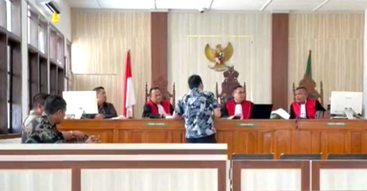 Komplek Perumahan Mewah Setra Duta Digugat