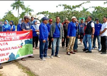 Perkumpulan Konco Lamo Bersatu Unjuk Rasa di Pertamina Field Jambi