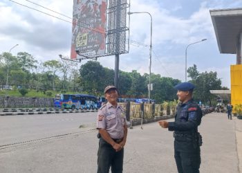 Anggota Kompi 2 Yon A Pelopor Terua Himbau Masyarakat Jaga mtibmas