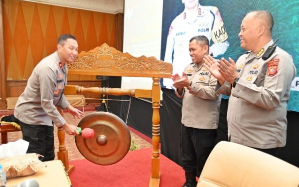 Buka Rakernis Bid Dokkes Polda Jabar, Wakapolda katakan ini,,