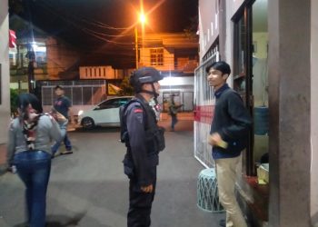 Patroli Malam, Upaya Brimob Garut Cegah Gangguan Kamtibmas