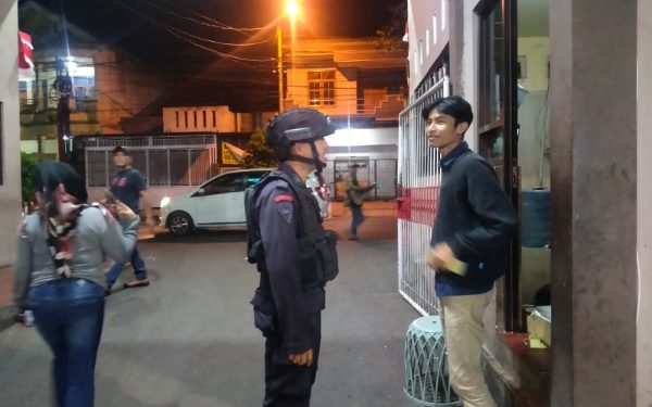Patroli Malam, Upaya Brimob Garut Cegah Gangguan Kamtibmas