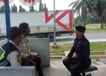 Pastikan Kamtibmas Kondusif, Anggota Brimob Karawang Rutin Lakukan ini,,