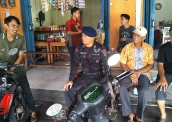 Anggota Brimob Jabar Rutin Patroli Sambang Dialogis
