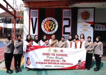 Hut Polwan Ke-76,  Polwan Polda Jabar Laksanakan Giat Go To School