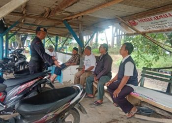 Anggota Brimob Jabar  Melaksanakan Patroli Harkamtibmas Di Bank Indonesia