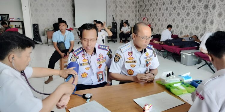 Peringati Harhubnas 2024, Dishub Purwakarta Gelar Baksos