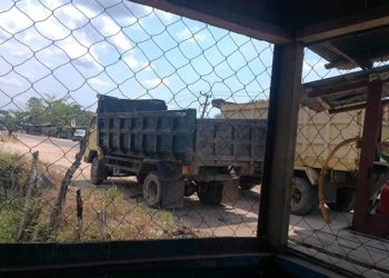 Tukang Parkir SPBU Diduga Palak Para Sopir Plangsiran BBM Solar