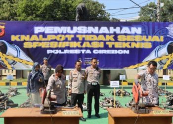 Jaga Kamtibmas, Polresta Cirebon Musnahkan Ribuan Knalpot Brong