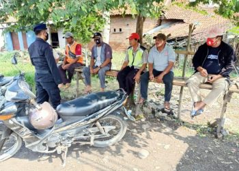 Brimob Cirebon Galakan Patroli Harkamtibmas di Pangkalan Ojek