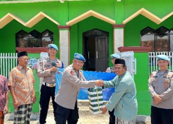 Pererat Silaturahmi, Bid Provam Polda Jabar Gelar Baksos Jum’at Berkah di Masjid Al-Barokah