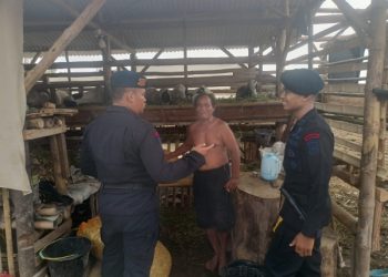 Brimob Waspada, Ingatkan Ingatkan Warga CirebonAntisipasi Pencurian Ternak