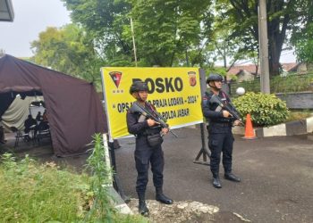 Ops Mantap Praja 2024, Brimob Jabar Amankan Kantor KPU dan Bawaslu