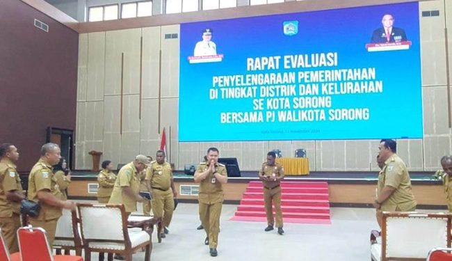 Pj. Wali Kota Sorong Tindaklanjuti Arahan Presiden Bersama Kepala Distrik dan Kepala Lurah