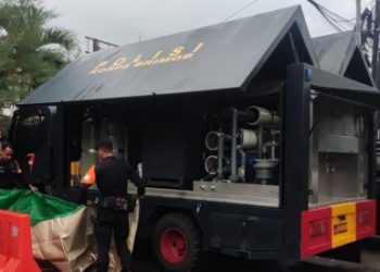 Tim SAR Sat Brimob Polda Jabar,  Evakuasi Bencana Alam Banjir di Dayeuh Kolot