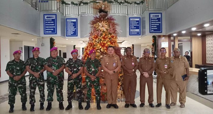 Disambangi Danpasmar 3, Pj. Wali Kota Sorong Ucapkan Selamat bertugas