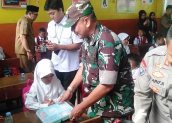 Kodim Kabupaten Bandung Distribusikan Makanan Bergizi Gratis di Majalaya