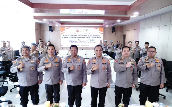 Itwasum Polri “Monev” Ketahanan Pangan dan Senpi pada Polda Jabar