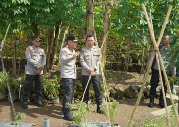 Wapolda Jabar Hadiri Peringatan Hari Desa Nasional di Sumedang
