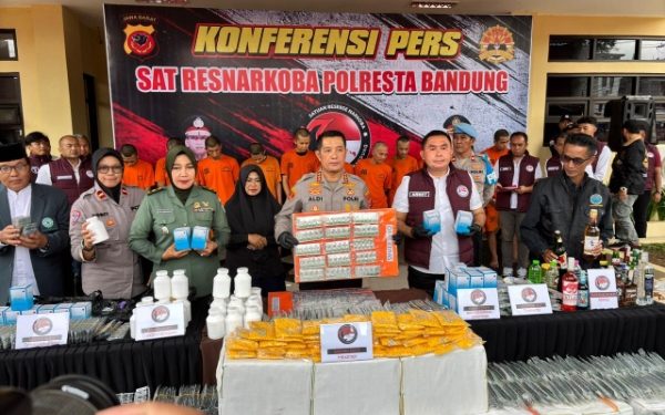 Polisi Berhasil Bongkar Jaringan Obat Keras di Kabupaten Bandung