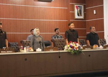 Raperda Usulan Pemda Disampaikan Abang Ijo ke DPRD Purwakarta di Hari Pertama Kerja