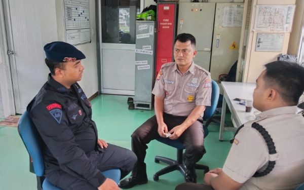 Upaya Jaga Kamtibmas, Anggota Brimob Karawang Optimalkan Patroli