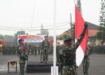 Dansat Brimob Polda Jabar Ikuti Upacara Hari Kesadaran Nasional di Mapolda Jabar