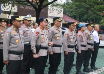 Dansat Brimob Polda Jabar Ikuti Upacara Hari Kesadaran Nasional di Mapolda Jabar