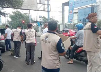 AWP Kota Banjar Bagikan Takjil Gratis