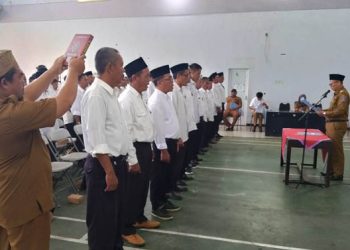 Ketua RW dan RT se-Desa Cibenda Dilantik, Diyakini Bawa Perubahan
