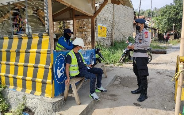 Briptu Krezno Anggota Brimob Jabar Ingatkan Kamtibmas