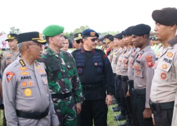 Dansat Brimob Polda Jabar Ikuti Apel Gelar Pasukan Sinergitas TNI – Polri Jelang PSU Pilkada Kab. Tasikmalaya