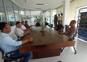 Antisipasi Premanisme, Aparat Polsek Majalaya Sambangi Sejumlah Perusahaan