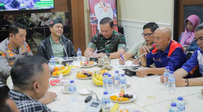 Tiap May Day Kondusif, Bupati Bandung Komitmen Tetap Jaga Hubungan Harmonis dengan Buruh