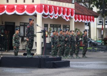 Wadansat Brimob Polda Jabar Pimpin Upacara Harkitnas ke-117 di Lapangan Boma